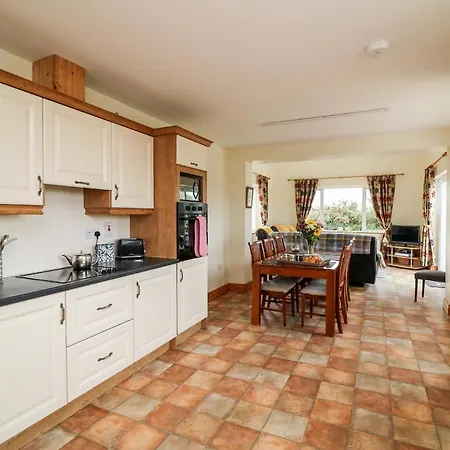בית נופש High Meadow House Duncormick